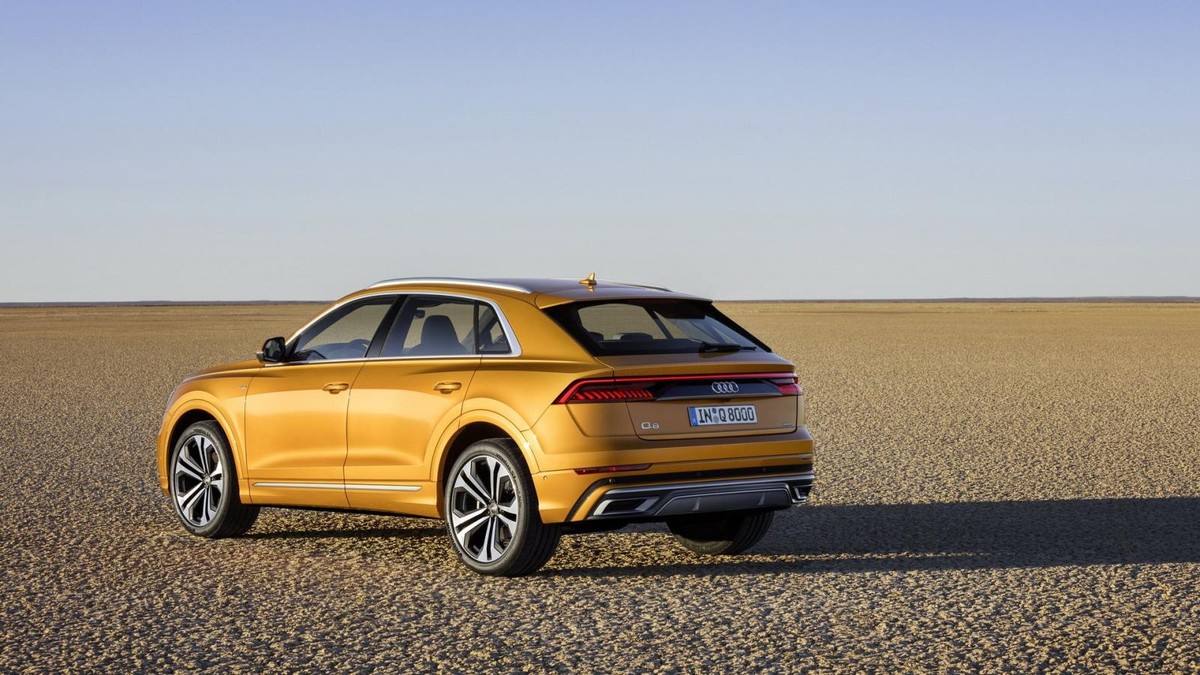 Audi q8 2012